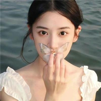 异形三角恋