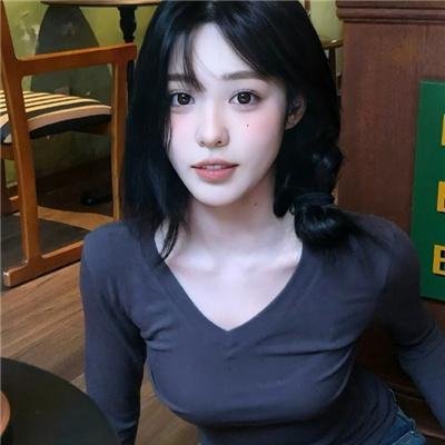 村主任和他的女友